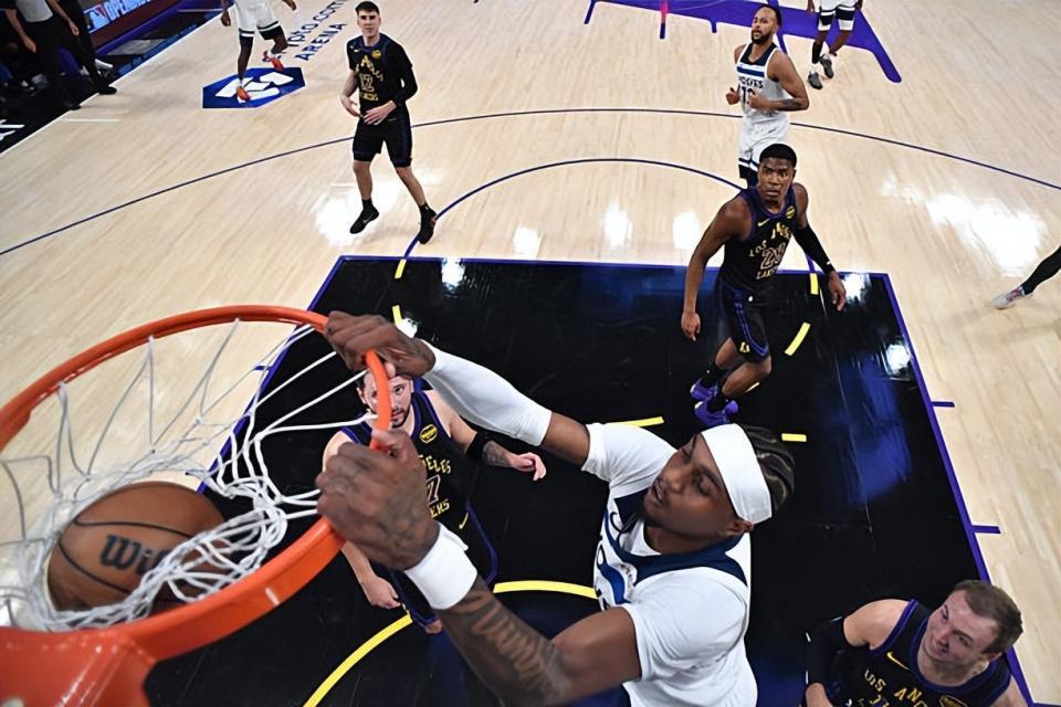 u8娱乐-连续两场打出灾难级表现，森林狼锋线大家的状态怎么突然下滑了？